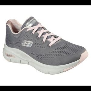🆕 SKETCHERS Big Appeal Arch Fit Running Shoes